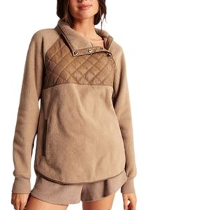 ABERCROMBIE AND FITCH Asymmetrical Snap-Up‎ Fleece Size SMALL